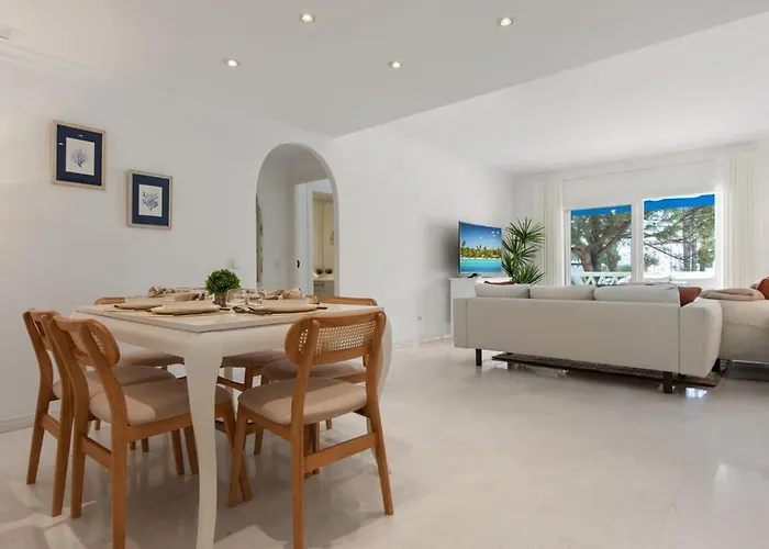 03 En Gaviotas Ref 108 * Marbella